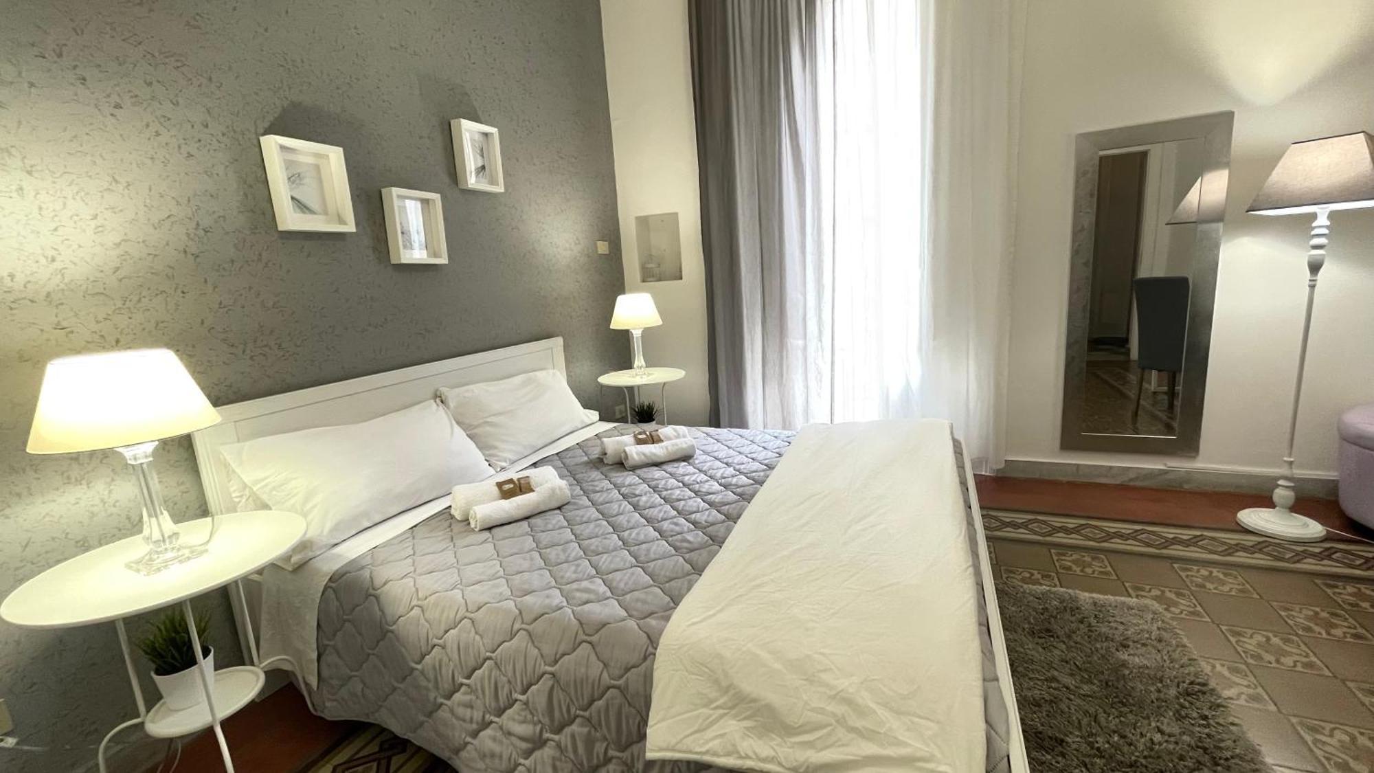 Bb Essenze Bed & Breakfast Palermo Exterior photo