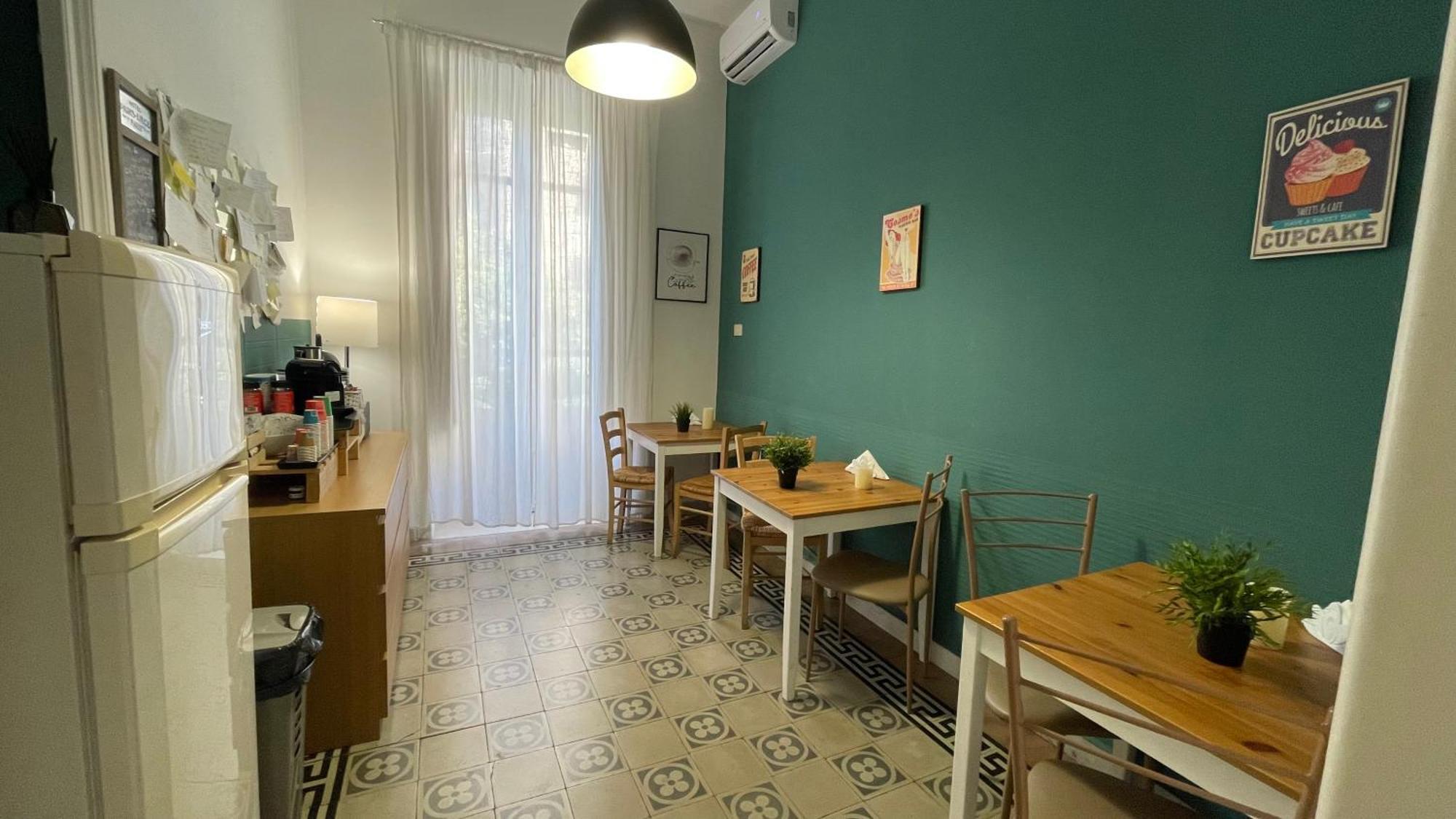 Bb Essenze Bed & Breakfast Palermo Exterior photo